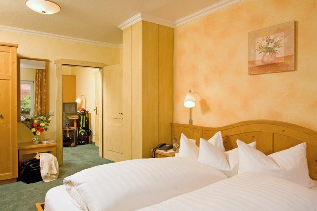 Gasthof Hotel Reif Königstein in der Oberpfalz Quarto foto