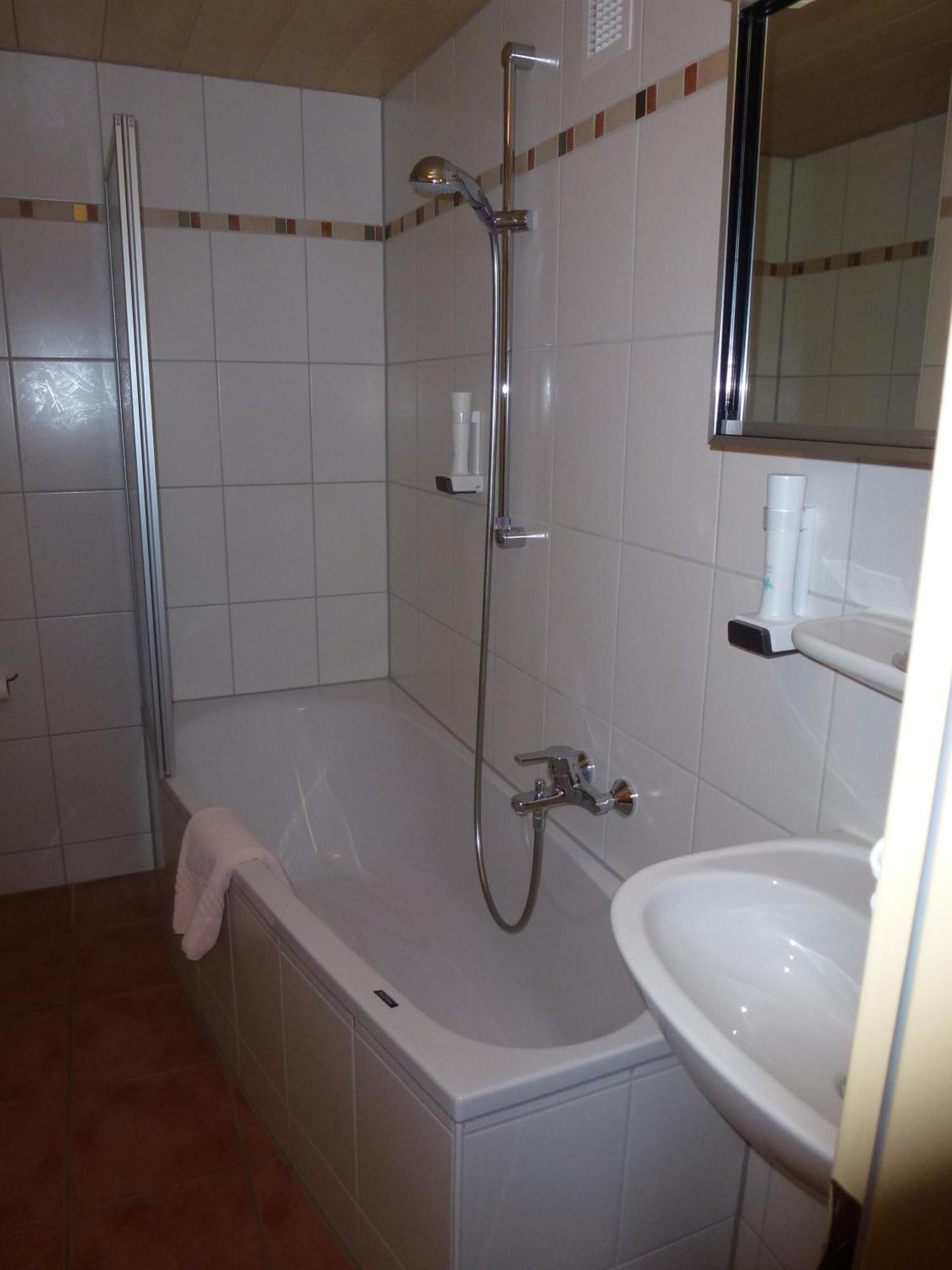 Gasthof Hotel Reif Königstein in der Oberpfalz Quarto foto